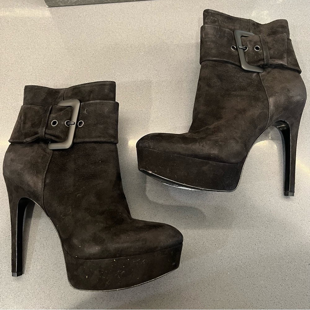 Via Spiga ~ Demetra Black Suede zipper platform ankle boot Size 10 - Picture 6 of 13